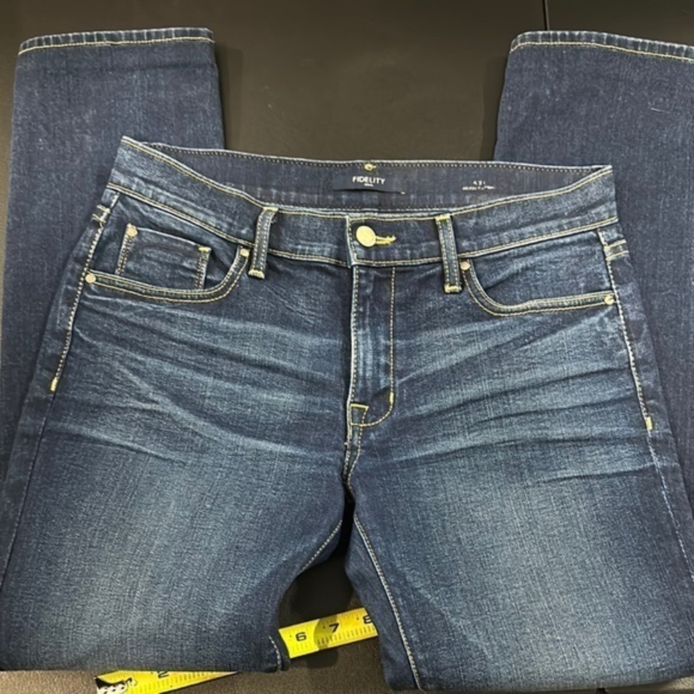 487.  Fidelity Dark Wash Straight Leg Jeans with Stretch